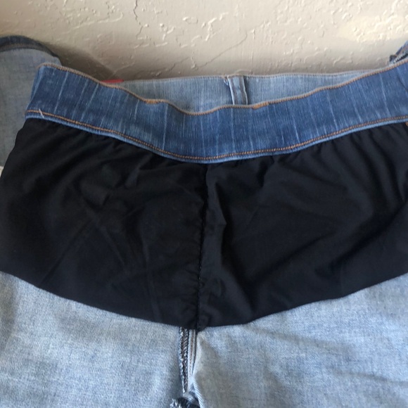 NWT SPANX Petite Light Vintage Wash Skinny Jeans - Picture 8 of 10